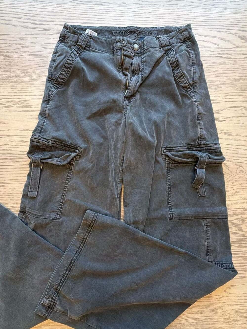 American Eagle Stretch Cargo Pants Size 2 Regular Gray